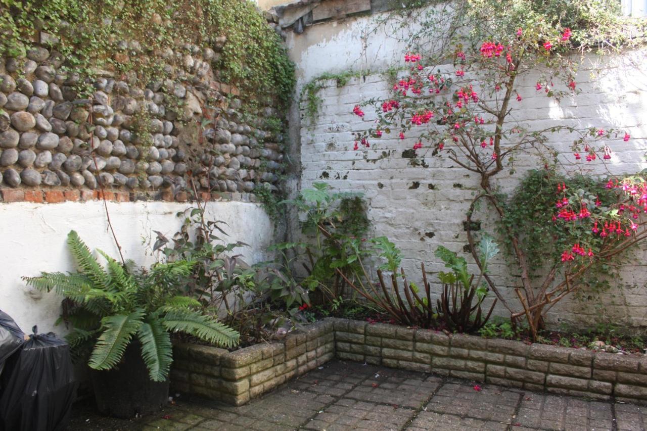 Fishermans Cottage Built In 1705 ヘイスティングス エクステリア 写真