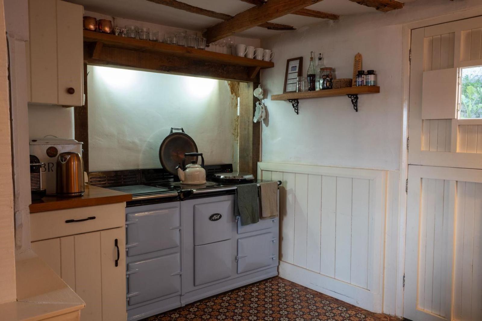 Fishermans Cottage Built In 1705 ヘイスティングス エクステリア 写真